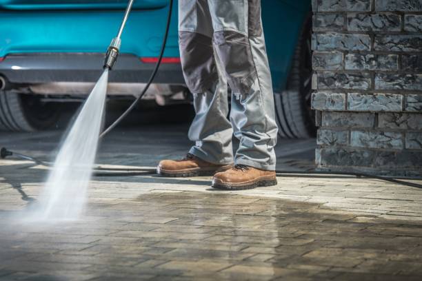 Best Sign and Awning Cleaning  in Hubbard, TX